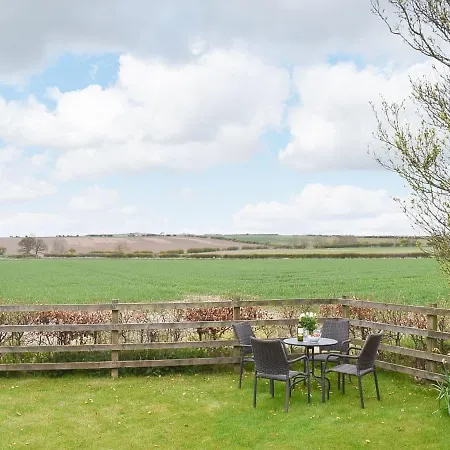 Abbey View - Uk34136